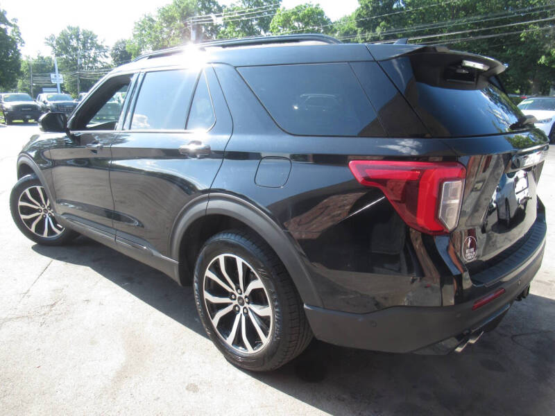 2020 Ford Explorer