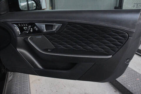 2017 Jaguar F-TYPE SVR