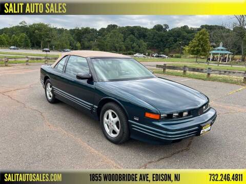 1995 Oldsmobile Cutlass Supreme for sale at Salit Auto Sales in Edison NJ