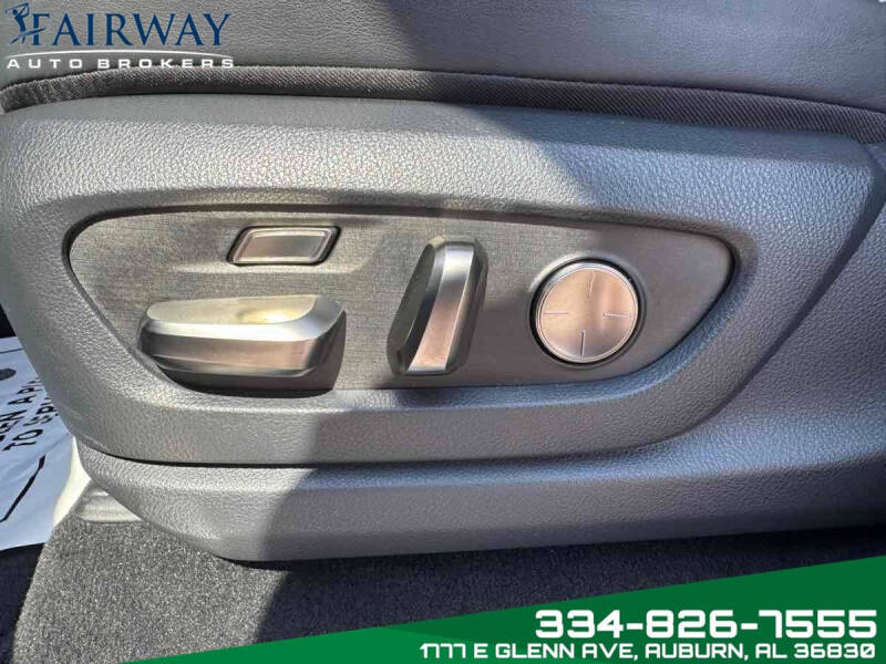 2023 Lexus LX 600 F SPORT Handling