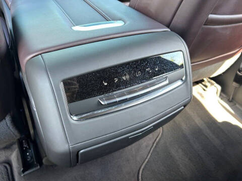 2023 Cadillac Escalade-V