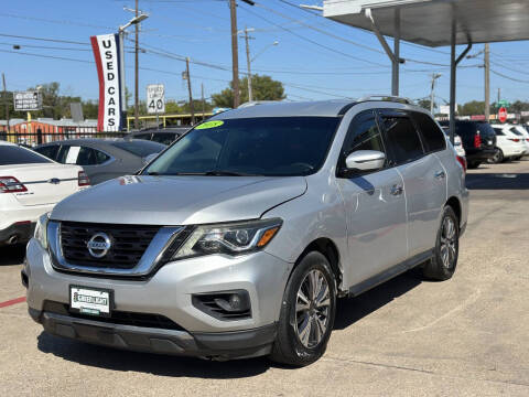2018 Nissan Pathfinder SV