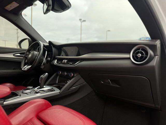 2024 Alfa Romeo Stelvio Veloce