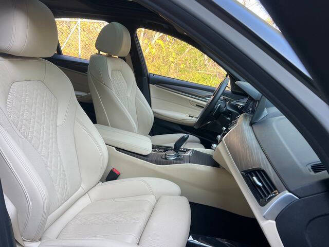 2021 BMW 5 Series 530i