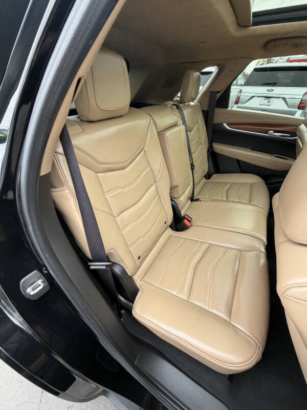 2017 Cadillac XT5 Platinum