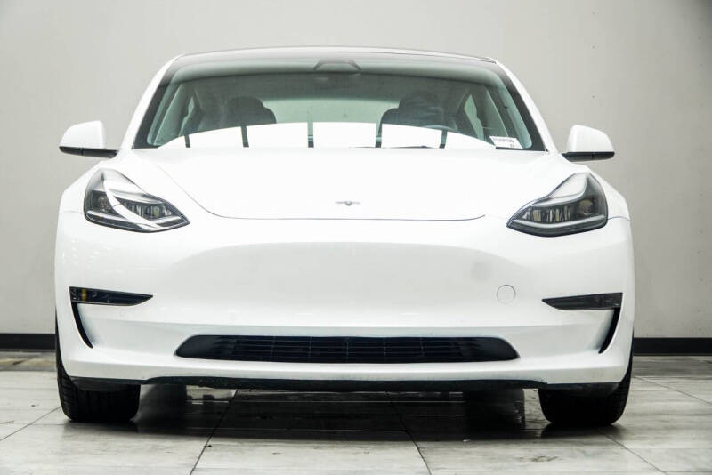 2021 Tesla Model 3 Standard Range Plus