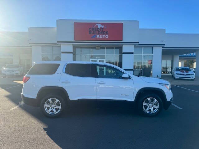 2017 GMC Acadia SLE-1's photo