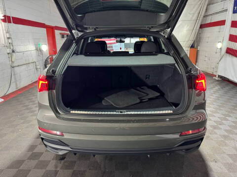 2023 Audi Q3 quattro S line Premium 45 TFSI