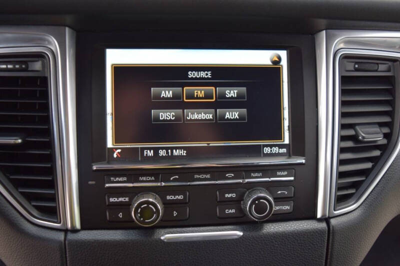 2016 Porsche Macan S