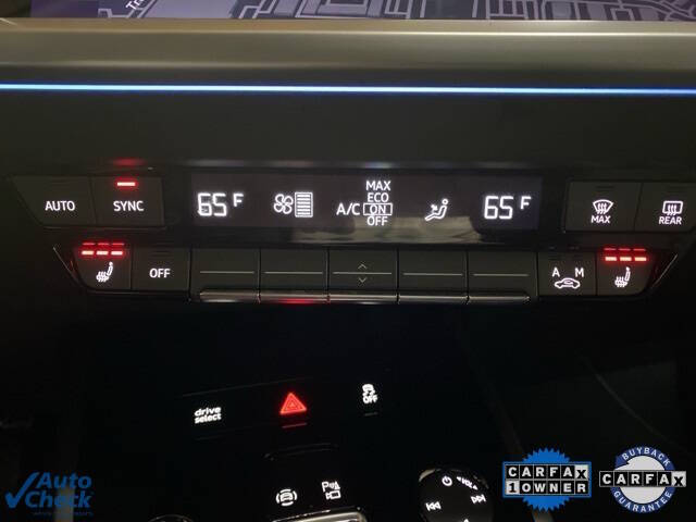 2024 Audi Q4 e-tron quattro Premium Plus 50