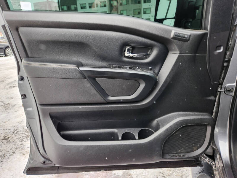 2018 Nissan Titan XD SL