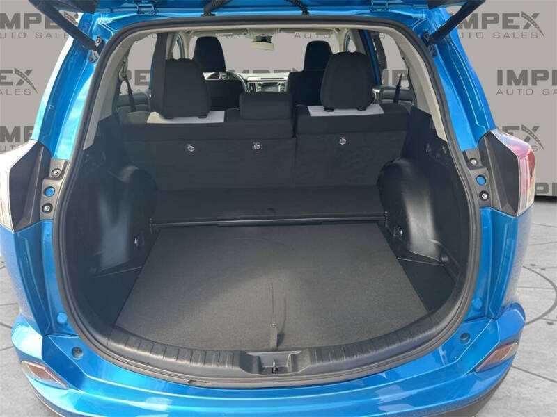 2018 Toyota RAV4 Hybrid XLE