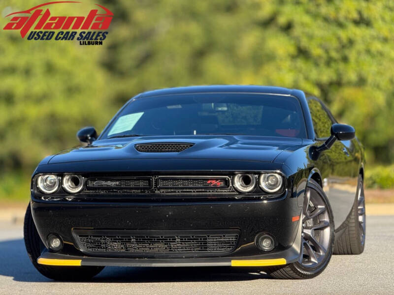 2023 Dodge Challenger R/T's photo