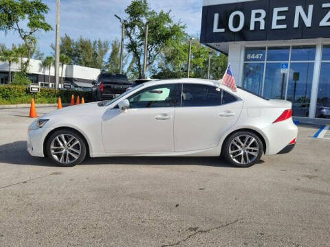 2020 Lexus IS 300