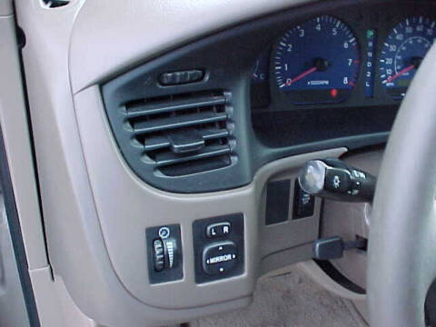 2002 Toyota Sienna LE