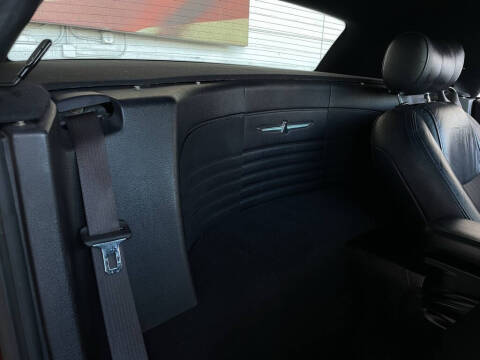 2004 Ford Thunderbird Deluxe