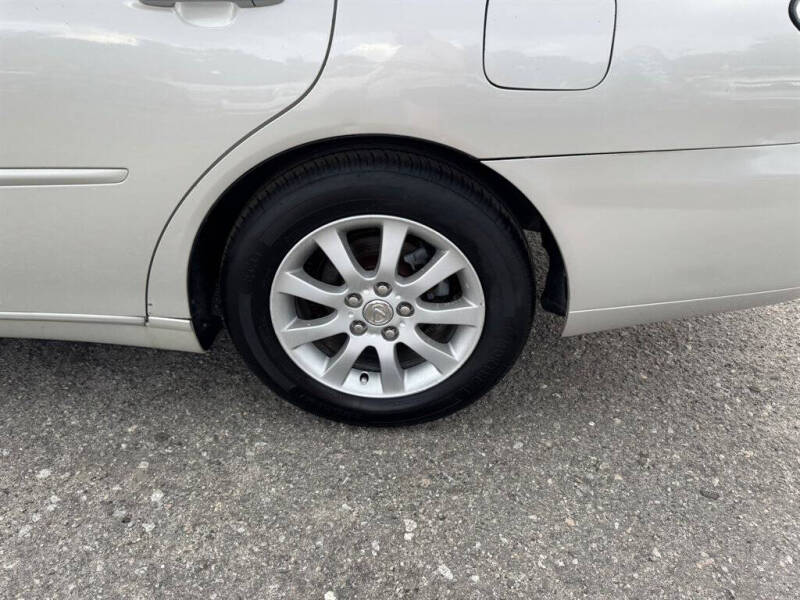 2004 Lexus ES 330