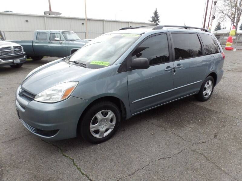 2004 Toyota Sienna for sale at Gold Key Motors in Centralia WA
