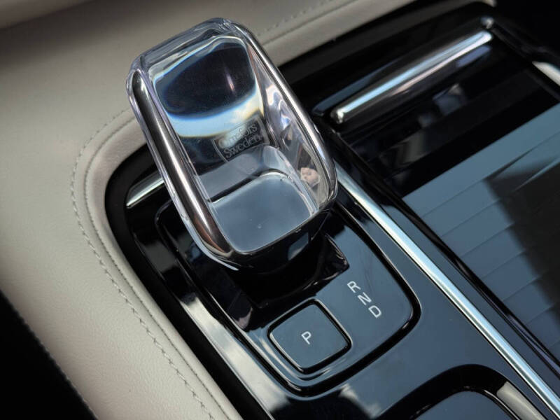 2024 Volvo S90 Recharge T8 Ultimate