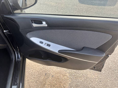 2014 Hyundai Accent GS