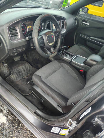 2015 Dodge Charger SE