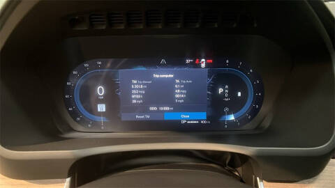 2025 Volvo XC90 B6 Plus Bright Theme 7P