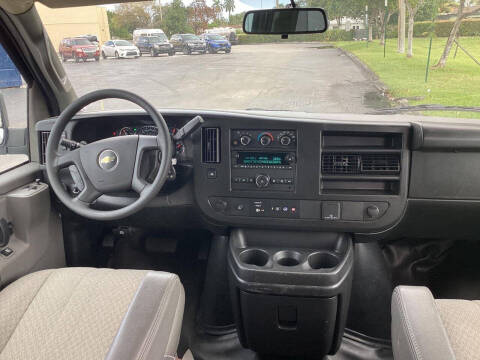 2023 Chevrolet Express LS 3500