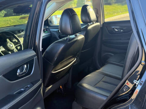 2017 Nissan Rogue SL