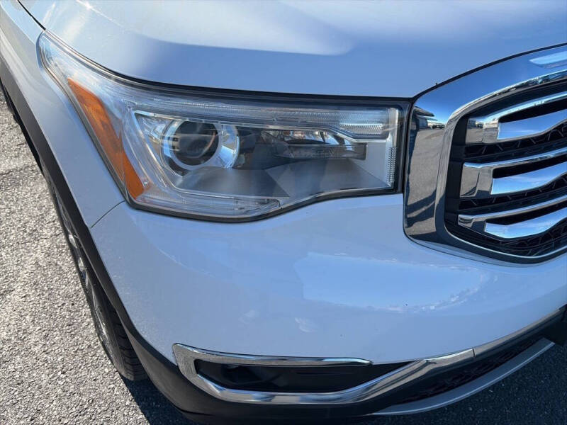 2018 GMC Acadia SLE-2