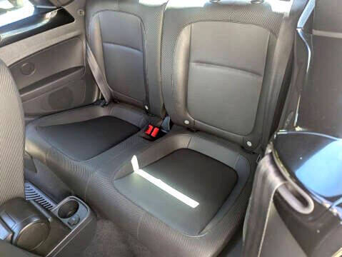 2013 Volkswagen Beetle Convertible 2.5L PZEV