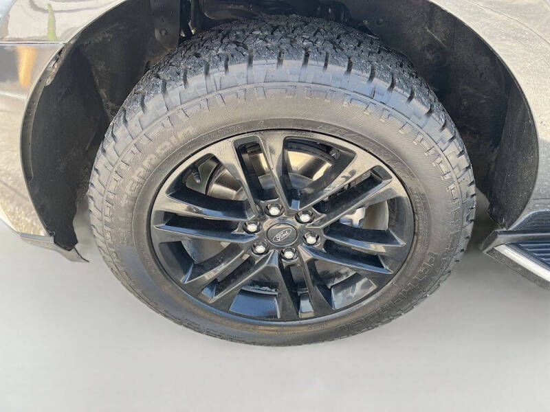 2023 Ford Expedition XLT