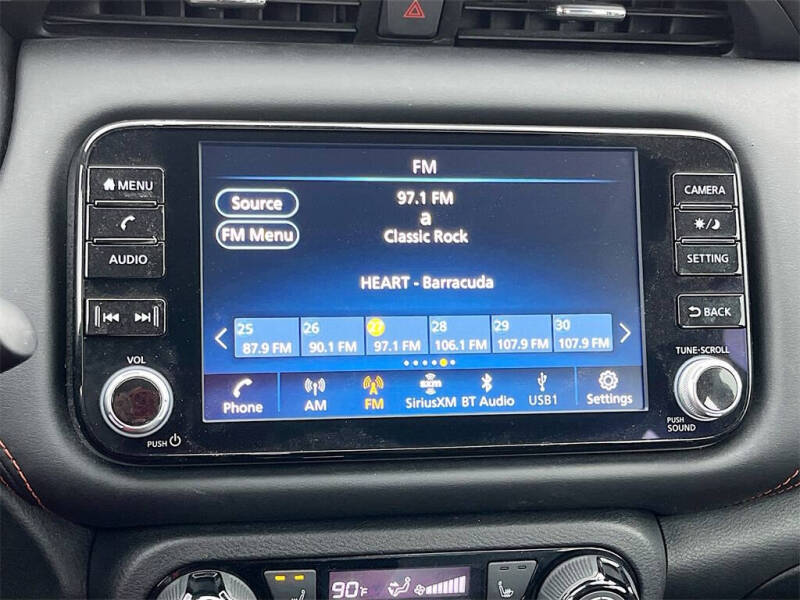 2024 Nissan Kicks SR