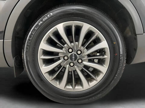 2019 Lincoln Nautilus Select