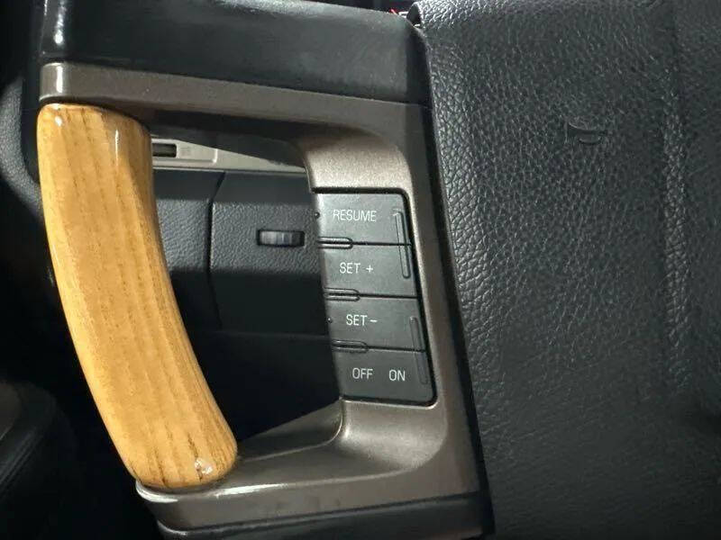 2011 Lincoln Navigator L