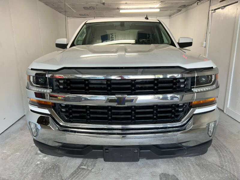 2017 Chevrolet Silverado 1500 for sale at Friendly Auto Sales in Pasadena TX