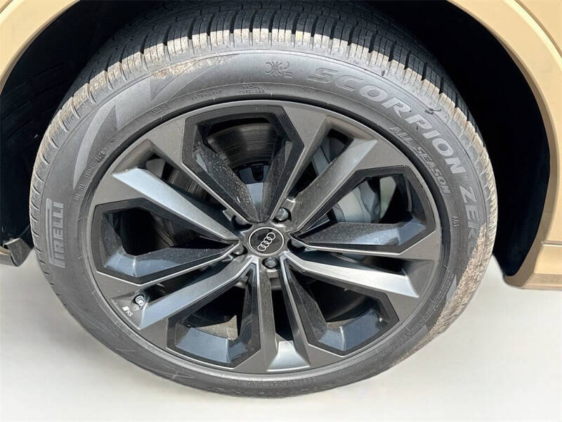 2025 Audi Q7 quattro Premium Plus 55 TFSI