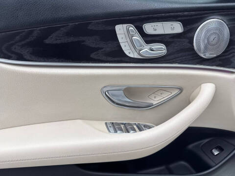 2017 Mercedes-Benz E-Class E 300 4MATIC