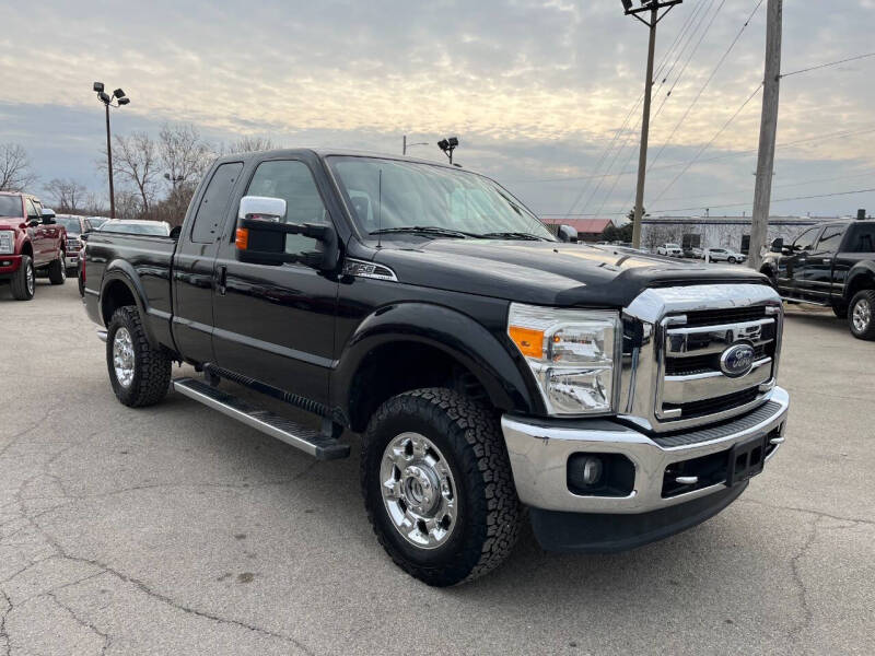 2015 Ford F-250 Super Duty Lariat photo 4