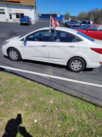 2016 Hyundai Accent SE
