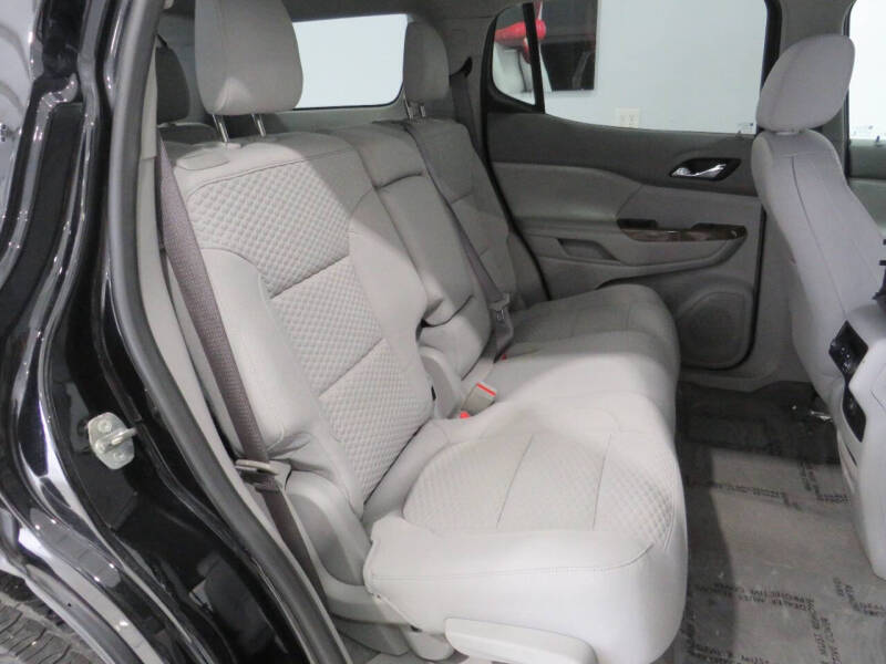 2017 GMC Acadia SLE-1