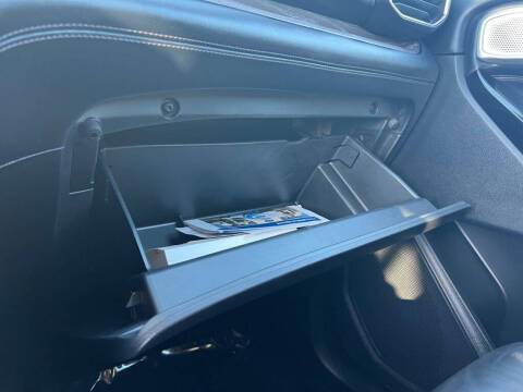 2023 Ford Explorer Hybrid Platinum