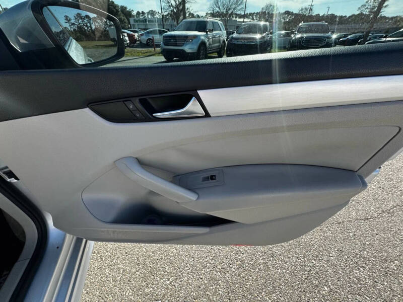 2013 Volkswagen Passat