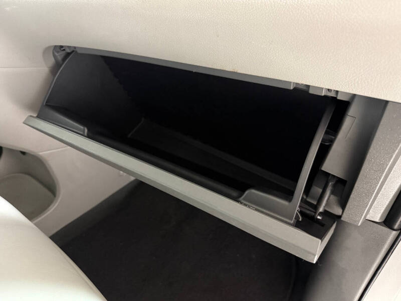 2020 Toyota Sienna XLE Premium 8-Passenger