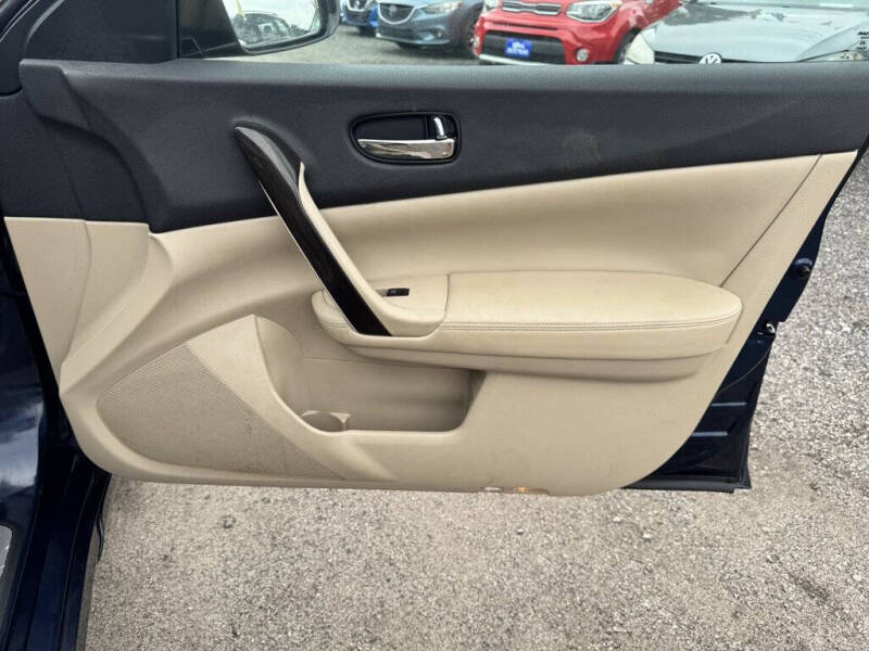 2014 Nissan Maxima