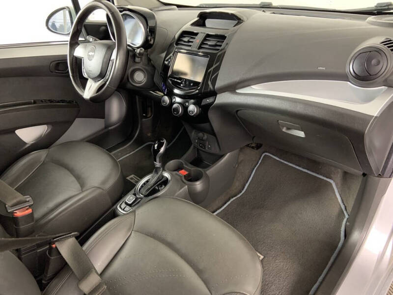 2016 Chevrolet Spark EV 2LT