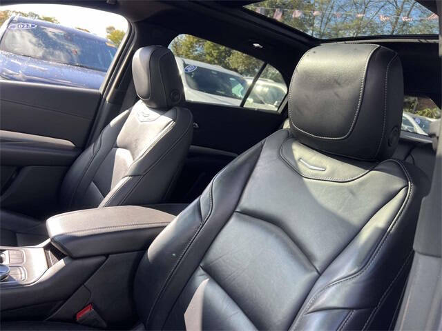 2020 Cadillac XT4 Premium Luxury