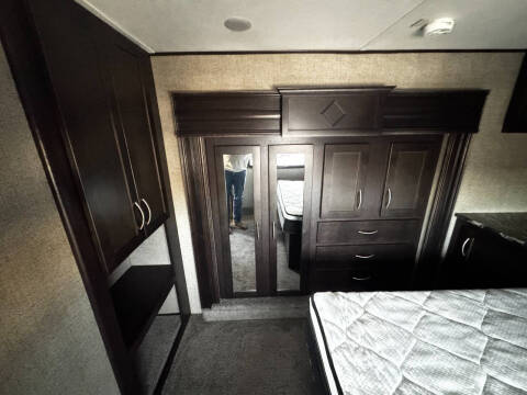 2017 Keystone RV Carbon