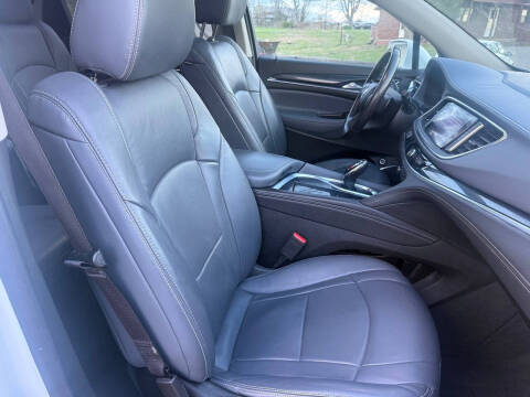 2020 Buick Enclave Essence