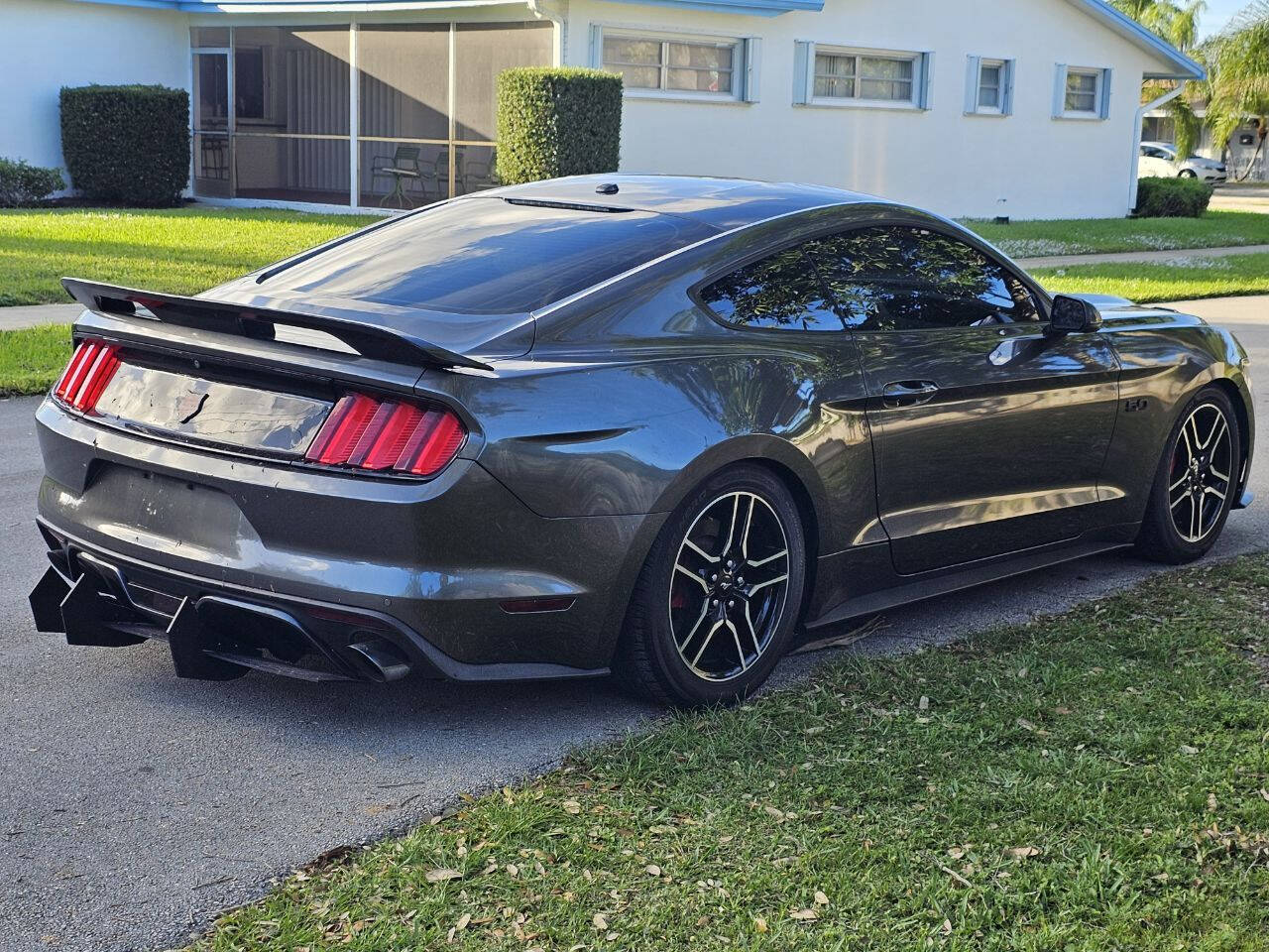 2015 FORD Mustang Coupe - $21,025