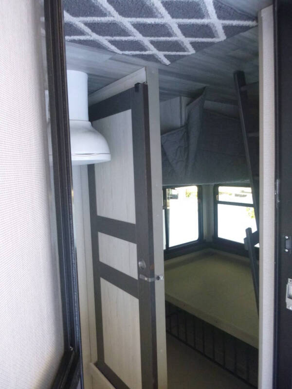 2021 Keystone RV ST35BH21
